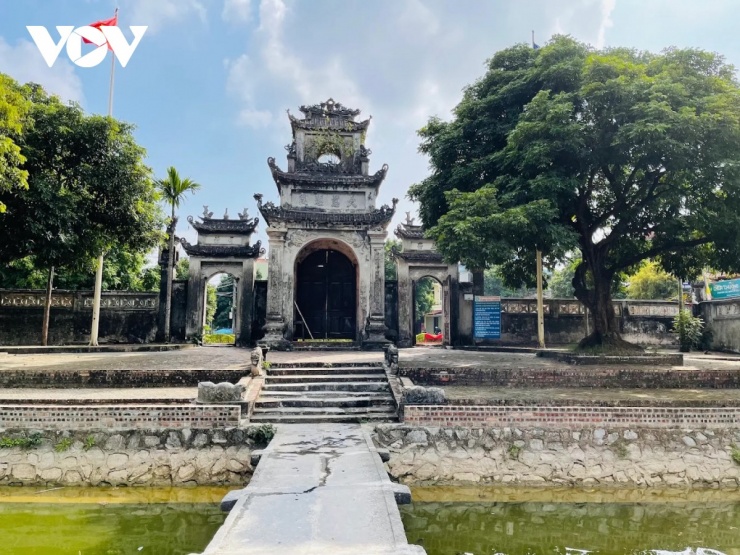 Du khách lựa chọn Hưng Yên làm điểm đến du lịch văn hóa tâm linh đầu năm mới 1 Chùa Chuông là một trong những di tích tiêu biểu nằm trong khu di tích Quốc gia đặc biệt Phố Hiến