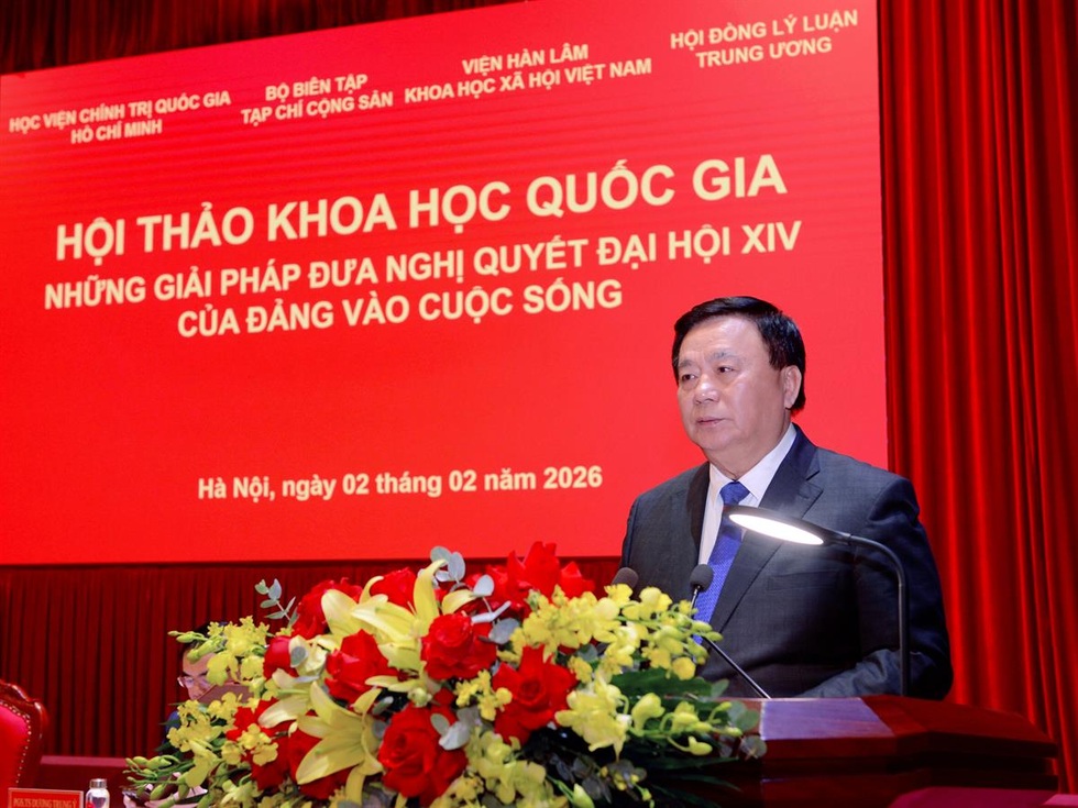 Đưa tinh thần mới của Văn kiện Đại hội XIV vào thực tiễn cuộc sống - 2