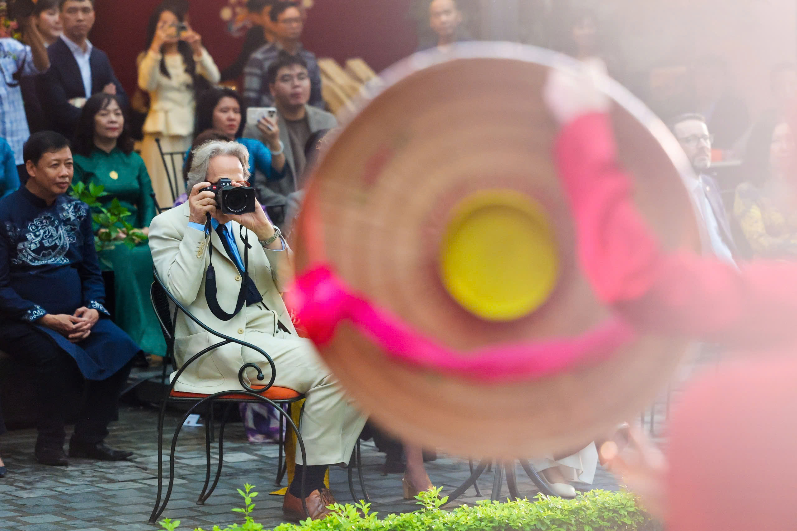 Đưa văn hóa Việt Nam đến gần bạn bè quốc tế 13 Phu nhân Tổng Bí thư Tô Lâm - Ảnh 13.