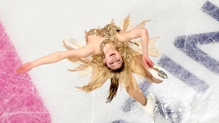 Dung mạo 'thiên thần băng' nổi loạn giúp Mỹ giải cơn khát vàng - 5