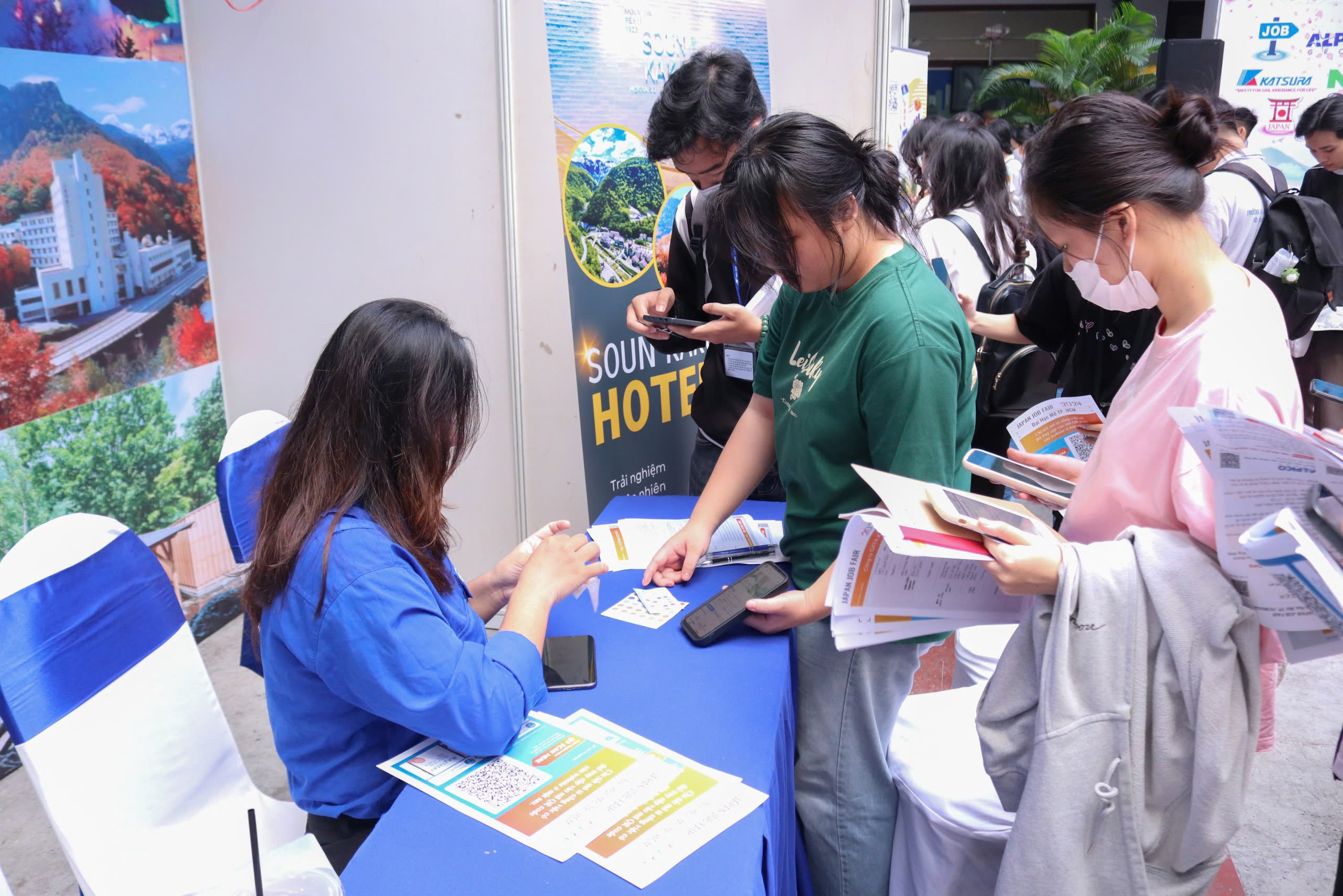 Đừng vội nhảy việc đầu năm! - Ảnh 1. Đừng vội nhảy việc đầu năm! - Ảnh 1.