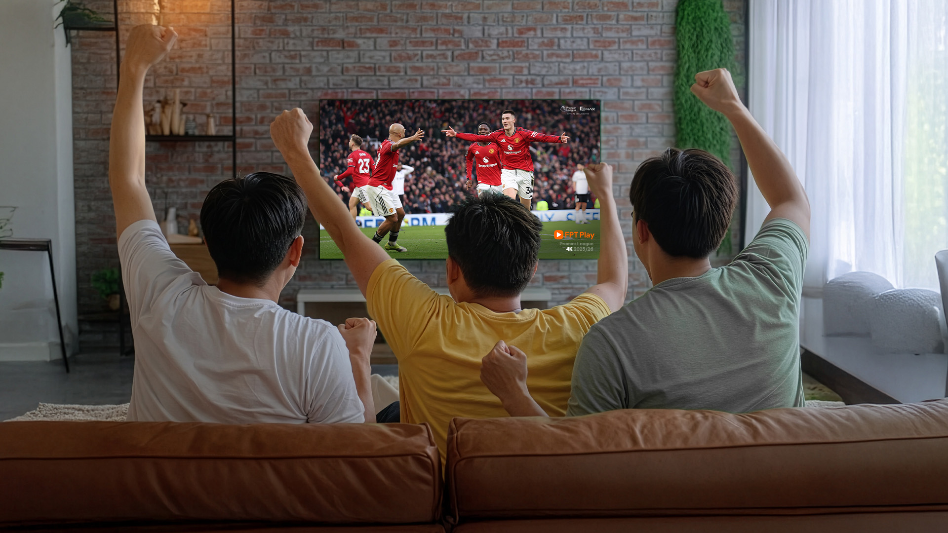 FPT mang Ngoại hạng Anh tới mọi nhà với gói cước linh hoạt - Ảnh 1.