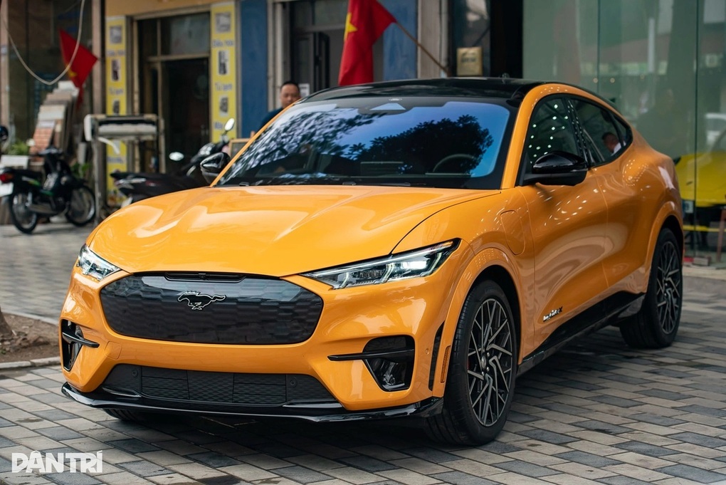 Ford tính phí cho khoang hành lý phía trước của xe điện Mustang Mach-E - 3