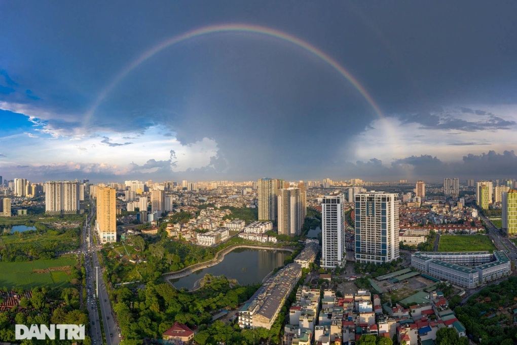 Gần 1,7 tỷ USD vốn FDI chảy về, công nghiệp chế biến chế tạo dẫn dắt - 1