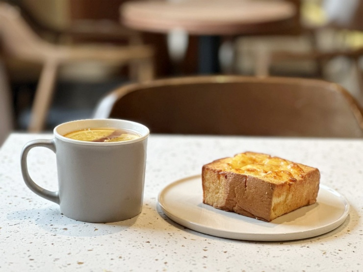 Gan phủ mỡ, có 2 khối u do một thói quen ăn uống 1 Ăn quá nhiều đồ ngọt gây hại cho gan. Ảnh minh họa: Ban Mai