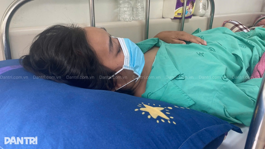 Gia cảnh khó khăn, người mẹ trẻ mắc ung thư máu không dám mong khỏi bệnh - 1