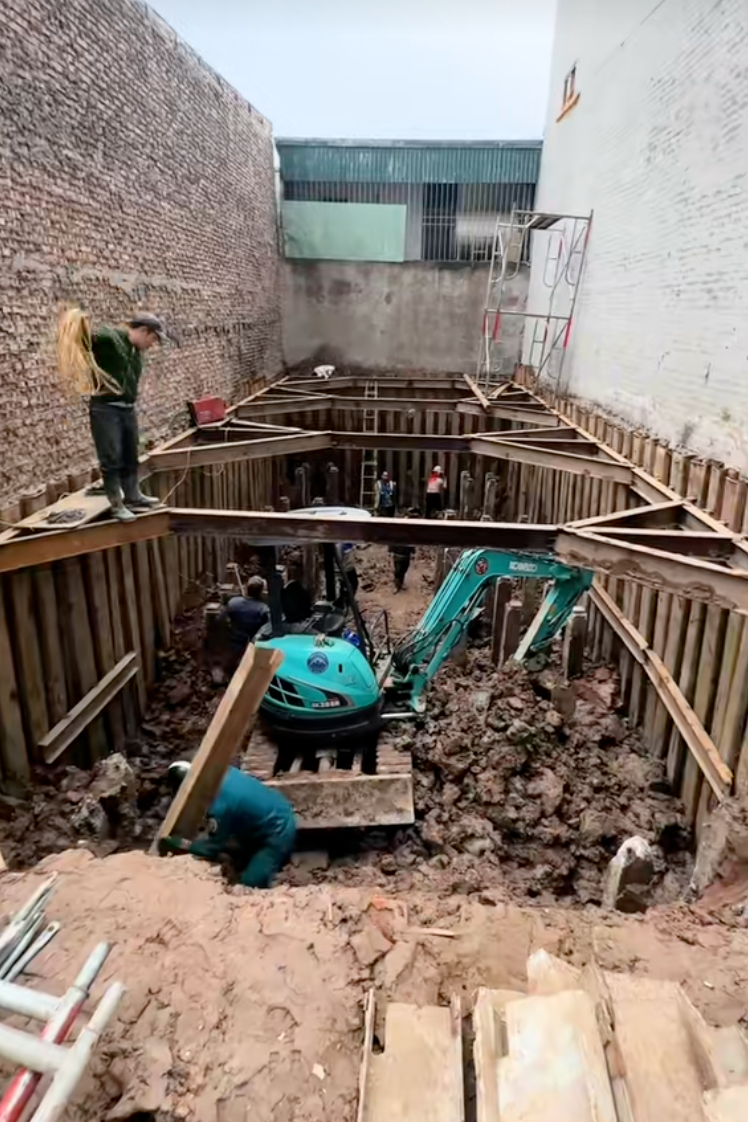 Gia đình ở Hà Nội xây nhà 7 tầng, bỏ thêm 1,5 tỷ để làm hầm cao 3m và thấy hoàn toàn xứng đáng- Ảnh 4.