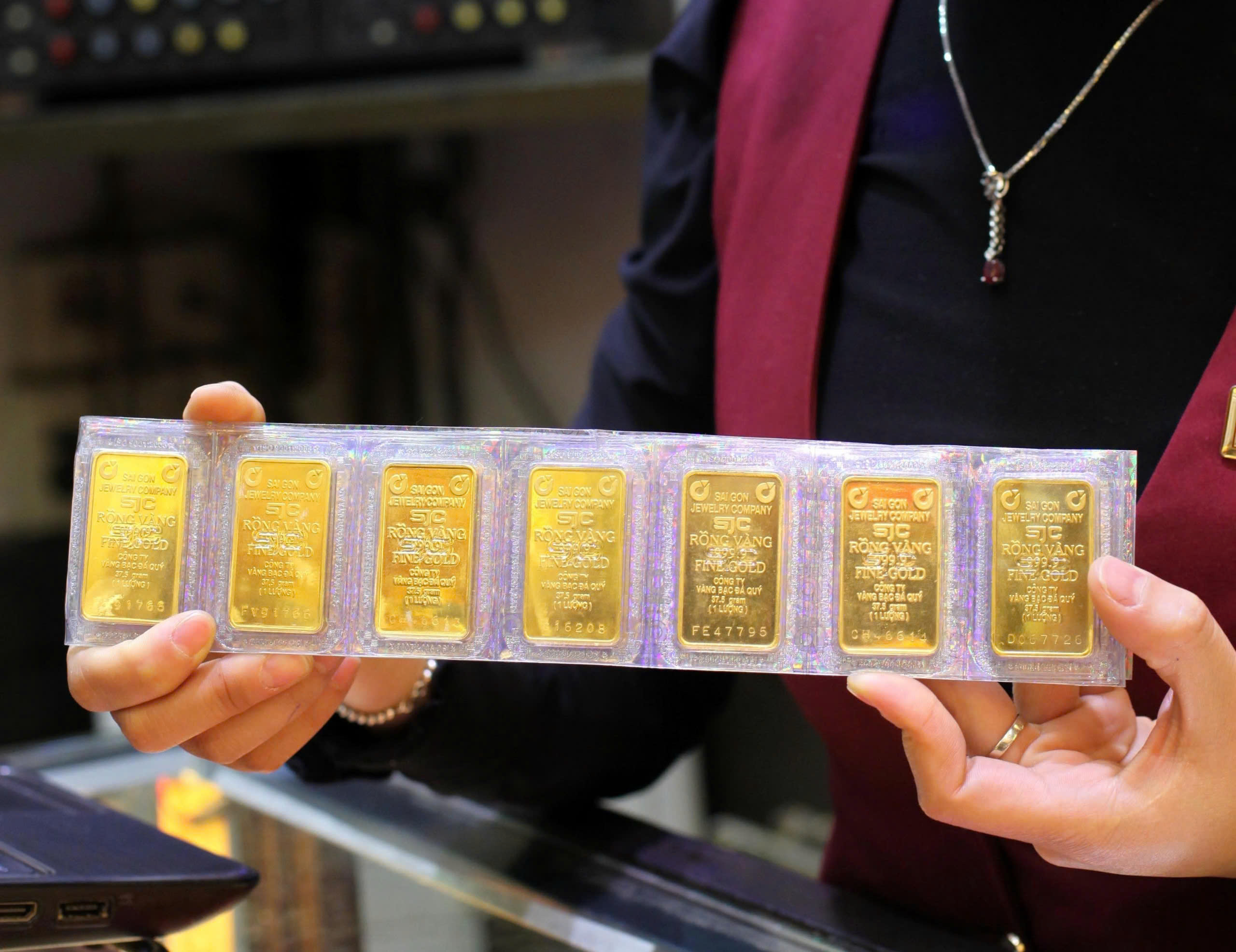 Giá vàng , giá bạc tăng ổn định: Thời điểm lý tưởng để đầu tư năm 2026 - Ảnh 1.