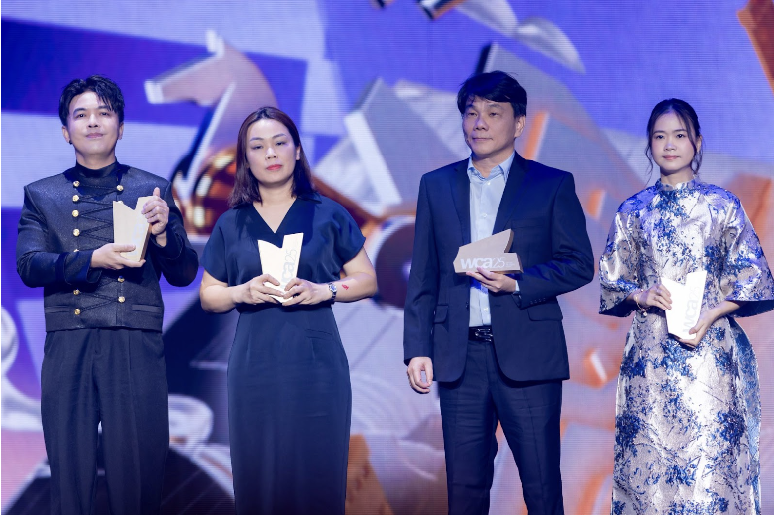 Giấc Mơ Lọ Lem - hành trình PNJ thắp lên sự tự tin để mỗi bé gái tỏa sáng theo cách riêng- Ảnh 1.