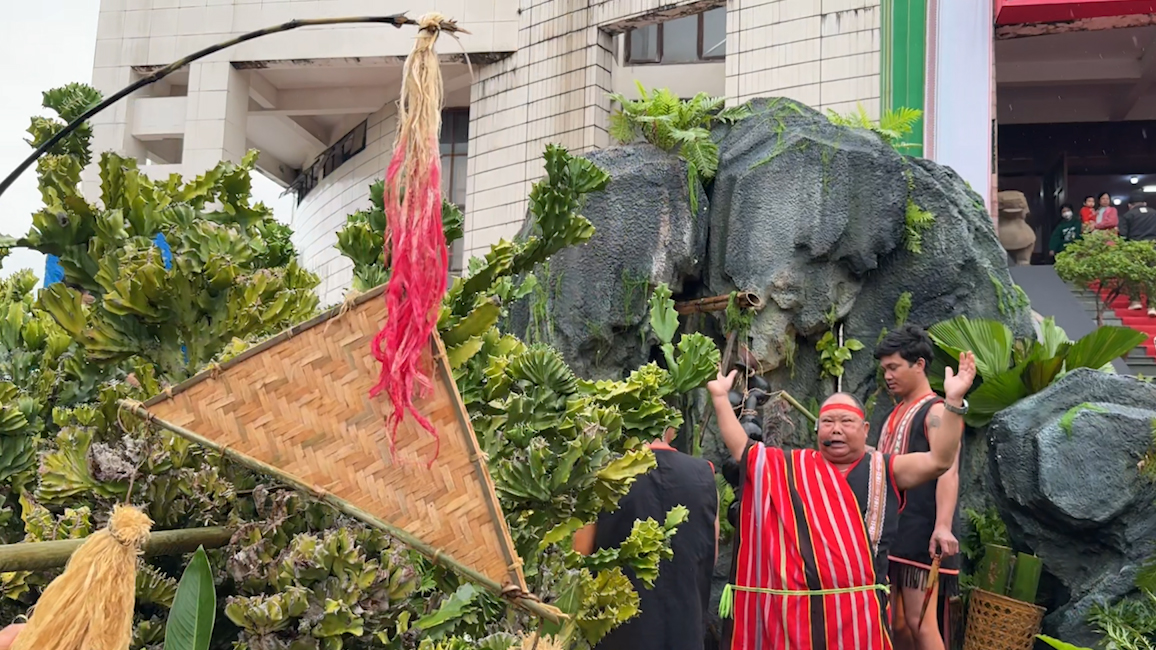 Lễ cúng máng nước của người Xơ Đăng: Giữ mạch nguồn giữa đại ngàn- Ảnh 1.