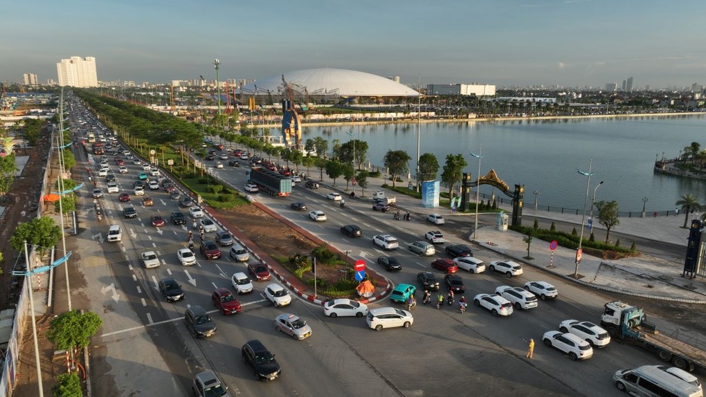 Hạ tầng tăng tốc, tạo hấp lực cho bất động sản thương mại tại Vinhomes Global Gate - 1