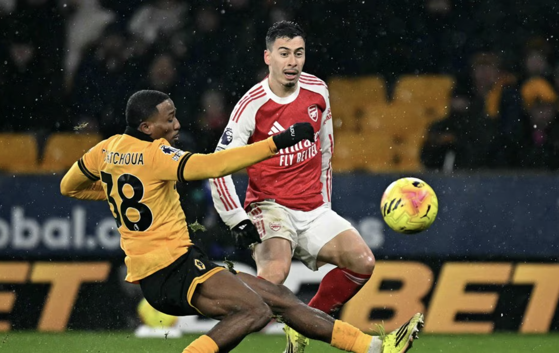 Viktor Gyokeres: Hai tháng xoay chuyển số phận tại Arsenal - Ảnh 4.