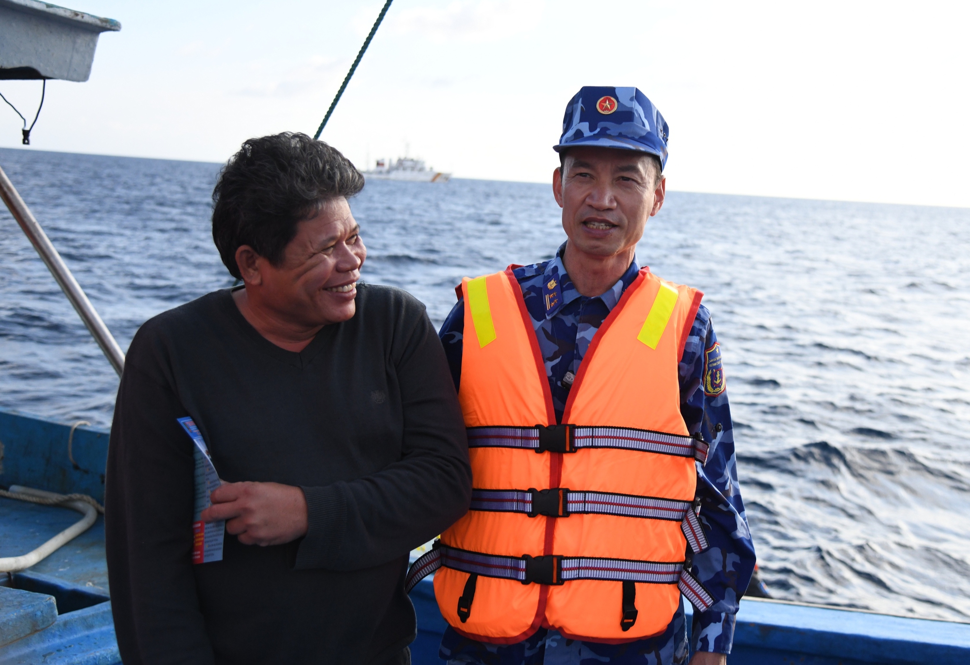 Mang Tết ra Trường Sa 2026: Tình hình và nhiệm vụ của chiến sĩ trên biển - Ảnh 4.