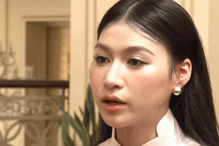 Thí sinh Hoa hậu Việt Nam đi cấy lúa, làm ruộng với bố mẹ: 'Tôi được khen là cô gái Huế đẹp, có duyên'