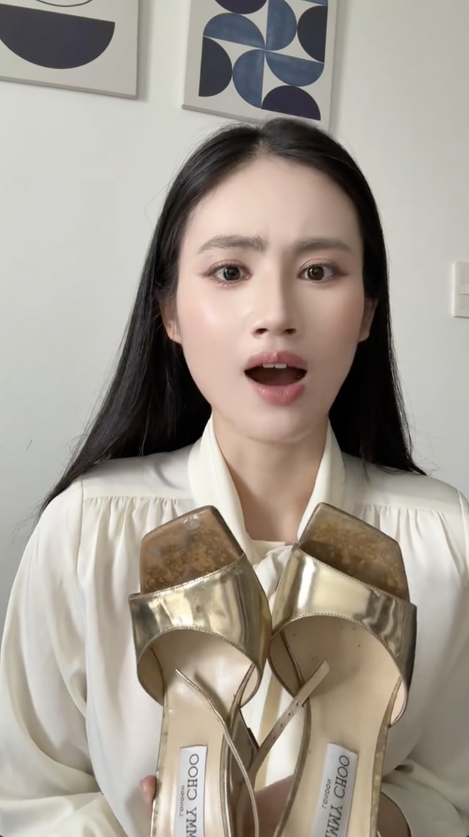 Hoa hậu Ý Nhi bóc phốt hãng giày được mệnh danh là 