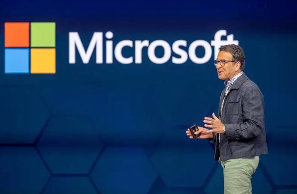 Một tập đoàn công nghệ nổi tiếng vừa đại tu toàn bộ quy trình làm việc, sa thải 15.000 nhân sự: 'Hoặc thôi việc, hoặc hết mình vì AI'- Ảnh 1.