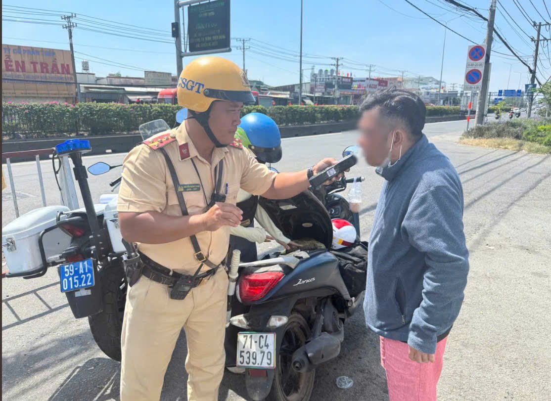 Hơn 4.800 người vi phạm nồng độ cồn ở TP.HCM trong dịp Tết Nguyên đán Bính Ngọ 2026- Ảnh 1.