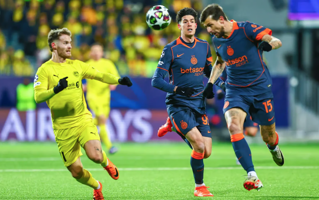 Inter Milan thua đội bóng yếu, Newcastle chiến thắng tưng bừng - 1