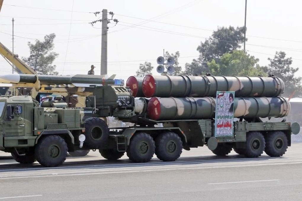 Iran bổ sung lá chắn cho thủ đô trước nguy cơ Mỹ không kích - 1