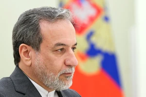 Iran: Đã sẵn sàng kịch bản chiến tranh với Mỹ, cảnh báo tập kích loạt căn cứ Washington ở Trung Đông