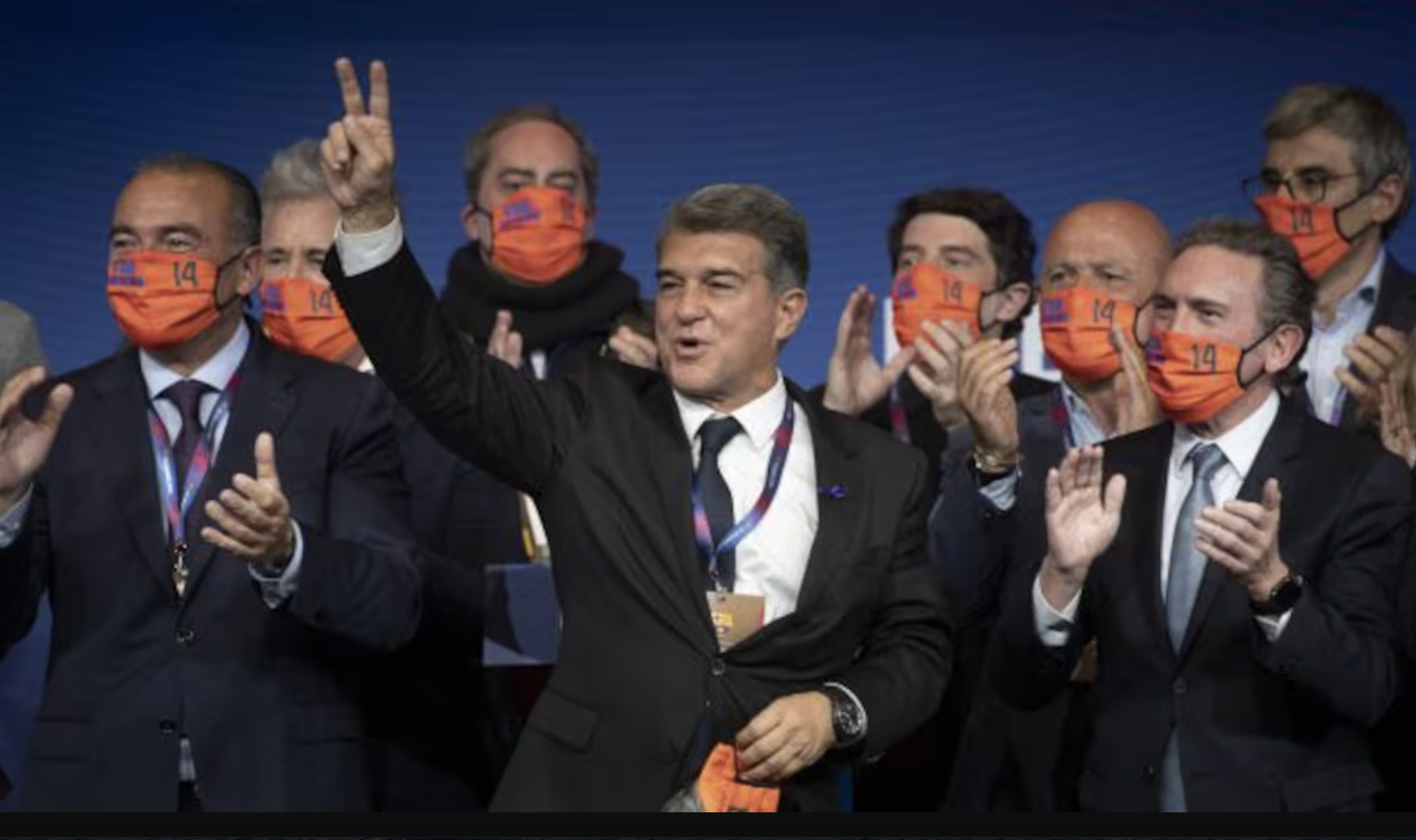 Joan Laporta rời ghế chủ tịch FC Barcelona chờ tái tranh cử - Ảnh 1.