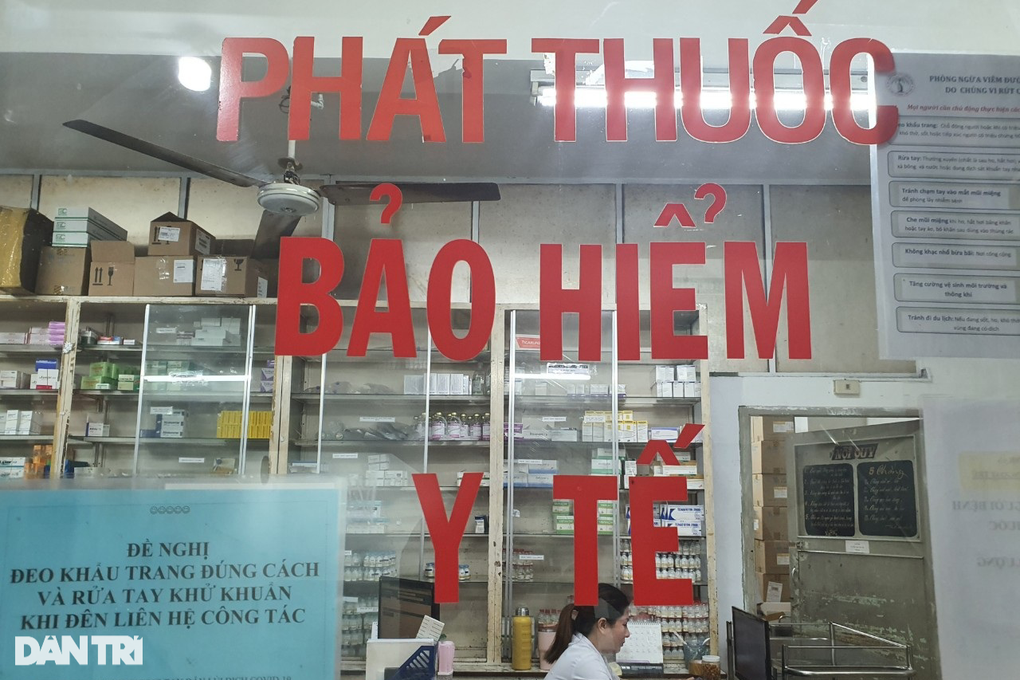 Khám chỉ 5 phút nhưng chờ hàng giờ để lấy thuốc và chuyện ý nghĩa ngày 27/2 - 1