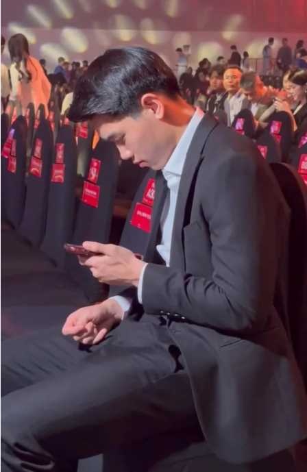 Khán giả phản ứng khi Trường Giang khuyên Đình Bắc 'bớt đi sự kiện'