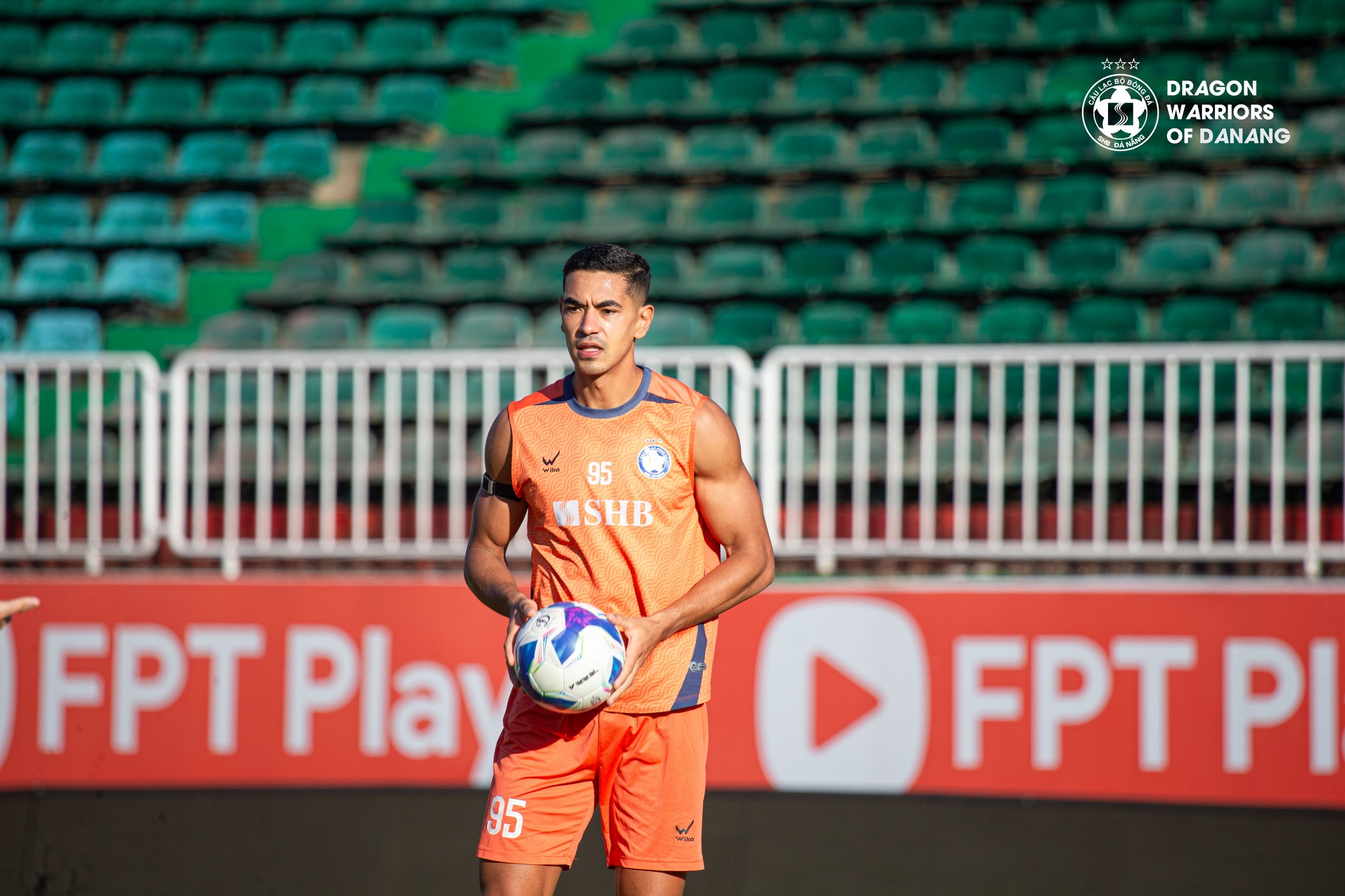 Đội tuyển Việt Nam cao hơn 1,80 m: Khẳng định vị thế trước Malaysia đâu chỉ vì mỗi thể hình- Ảnh 1.