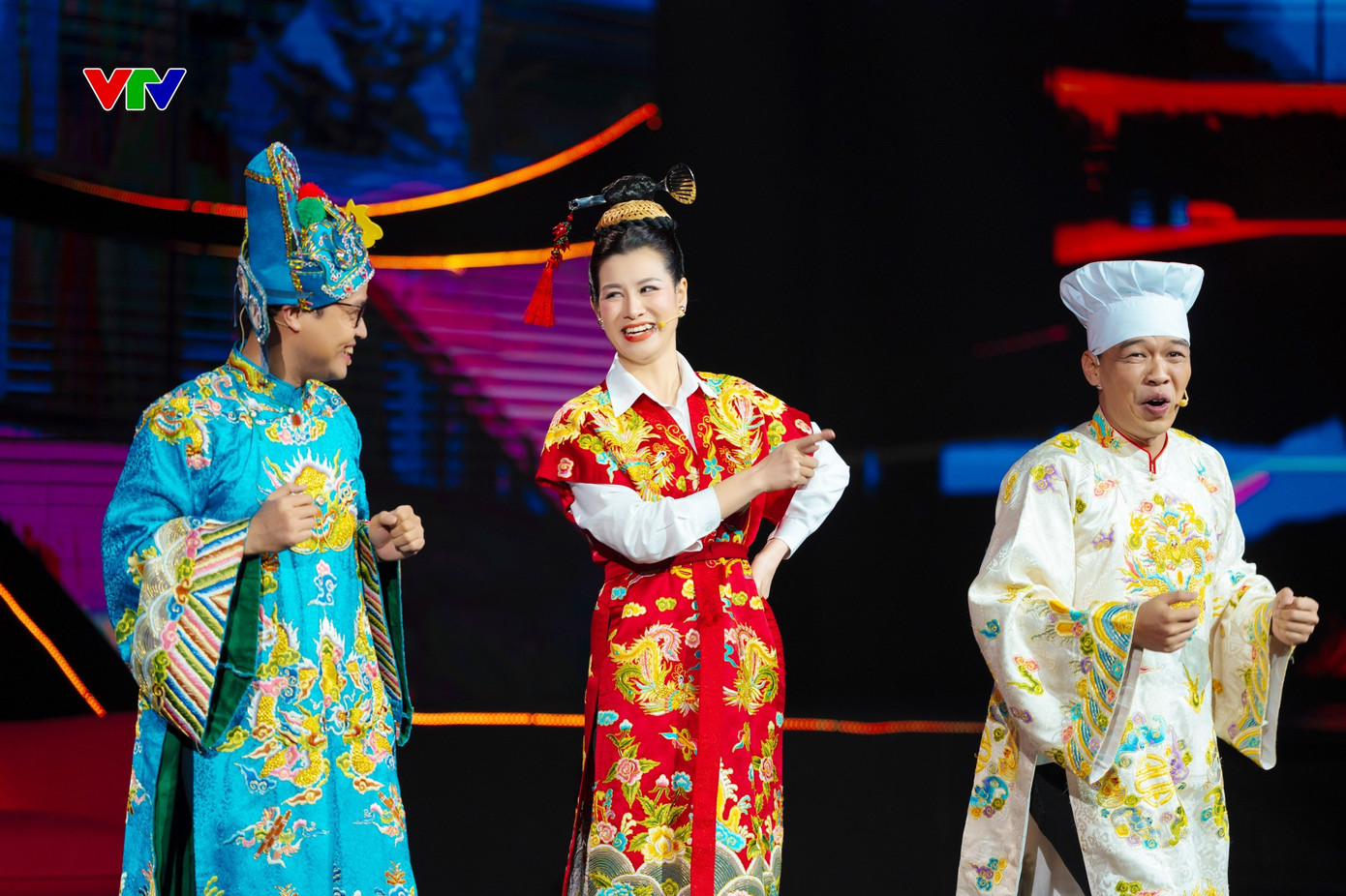 Khó thay thế Táo Quân!- Ảnh 2. Khó thay thế Táo Quân!- Ảnh 2.