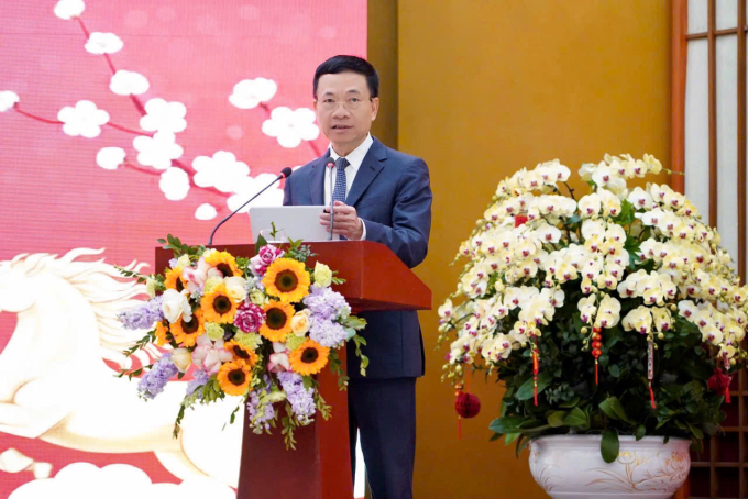 Bộ trưởng Nguyễn Mạnh Hùng tại buổi làm việc. Ảnh: MST