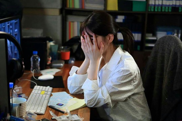 Không còn muốn khoe thưởng Tết, dân văn phòng rủ nhau kể chiến tích kiểu này!- Ảnh 1.