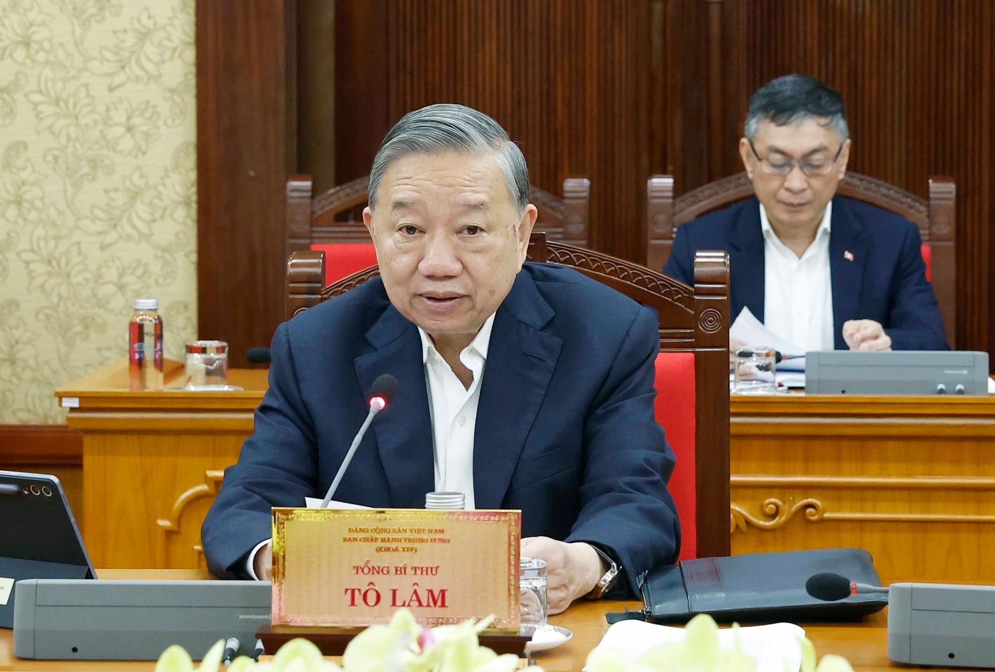 Tổng Bí thư Tô Lâm: Tuyệt đối không xảy ra tình trạng du Xuân kéo dài, lơ - Ảnh 1.