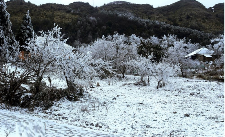 Không khí lạnh cường độ cực mạnh tràn về, miền Bắc 