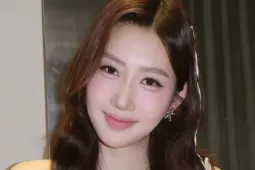 Thúy Ngân, Hùng Huỳnh vào đề cử top 100 gương mặt đẹp nhất thế giới