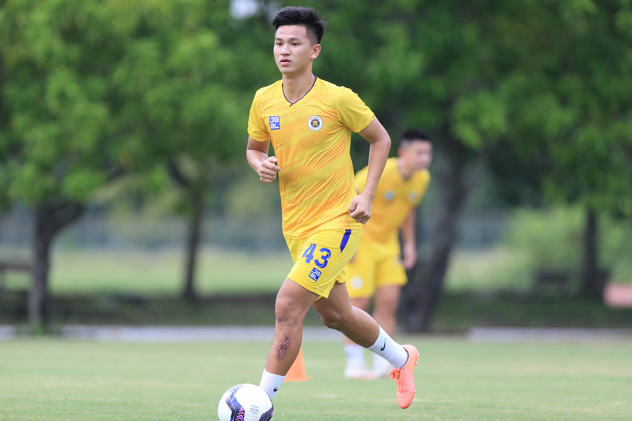 Kỳ vọng năm 2026 khởi sắc với các cầu thủ tuổi Ngọ 3 Kỳ vọng năm 2026 khởi sắc với các cầu thủ tuổi Ngọ - Ảnh 3.