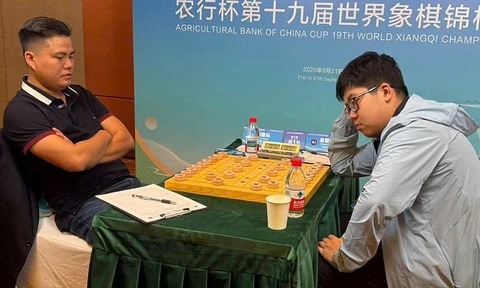 Lại Lý Huynh cầm hòa thần đồng cờ tướng Trung Quốc ở Ngũ Dương Bôi, chia nhau ngôi nhất nhì bảng- Ảnh 1. Lại Lý Huynh cầm hòa thần đồng cờ tướng Trung Quốc ở Ngũ Dương Bôi, chia nhau ngôi nhất nhì bảng- Ảnh 1.