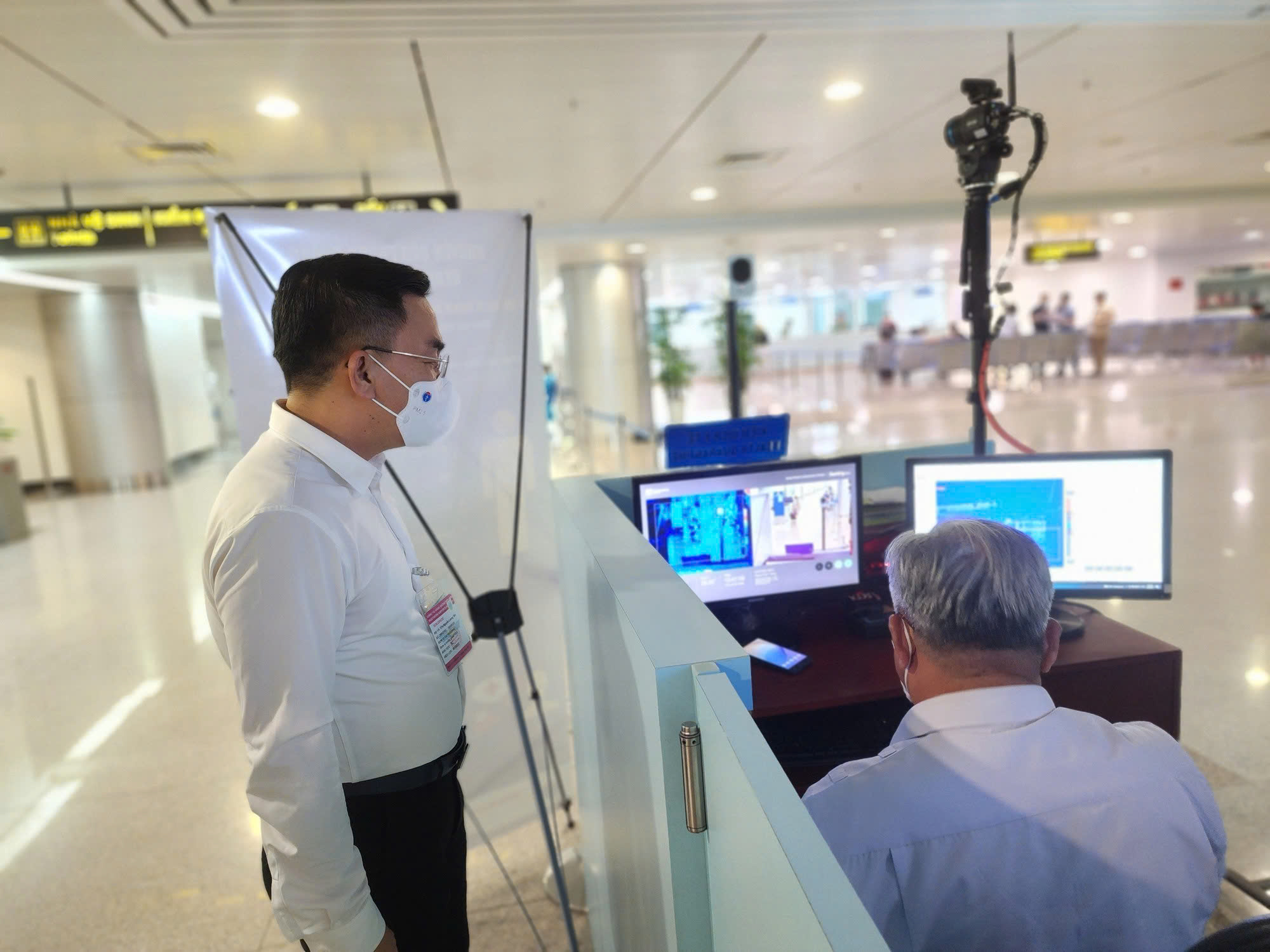 Lâm Đồng tăng cường phòng chống bệnh do virus Nipah, sốt xuất huyết 1 Lâm Đồng tăng cường phòng chống bệnh do virus Nipah, sốt xuất huyết - Ảnh 1.