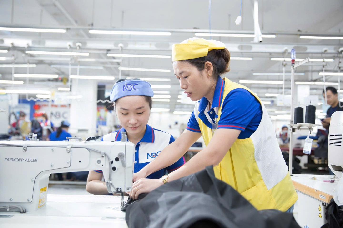 Làm Tết, thu nhập có thể gấp 4 lần ngày thường - Ảnh 1.