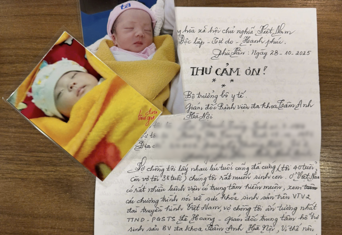 Thư cảm ơn vợ chồng anh Tùng gửi các bác sĩ đã giúp họ có con. Ảnh: IVF Tâm Anh