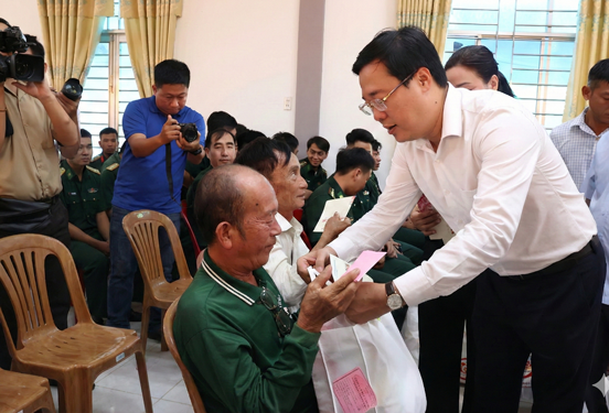 Lan tỏa nghĩa tình TP HCM - Ảnh 1.