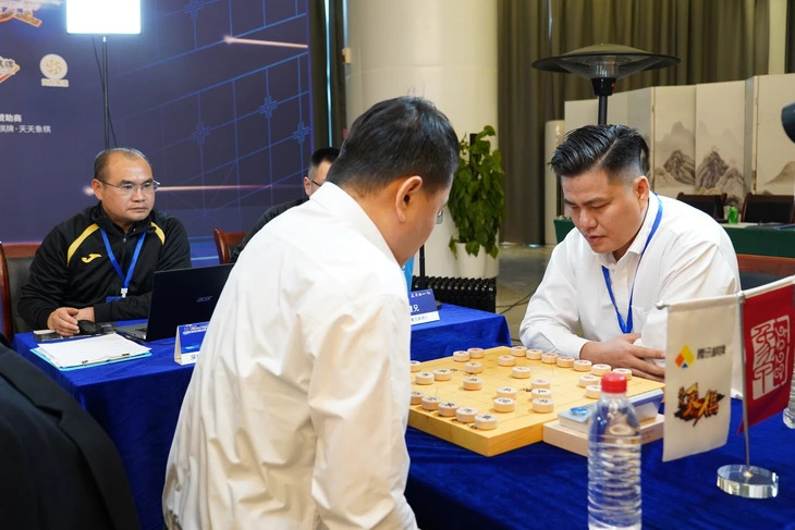 Làng cờ Trung Quốc cảnh báo: 'Lại Lý Huynh từng đánh bại 6 kỳ vương' - Ảnh 1.