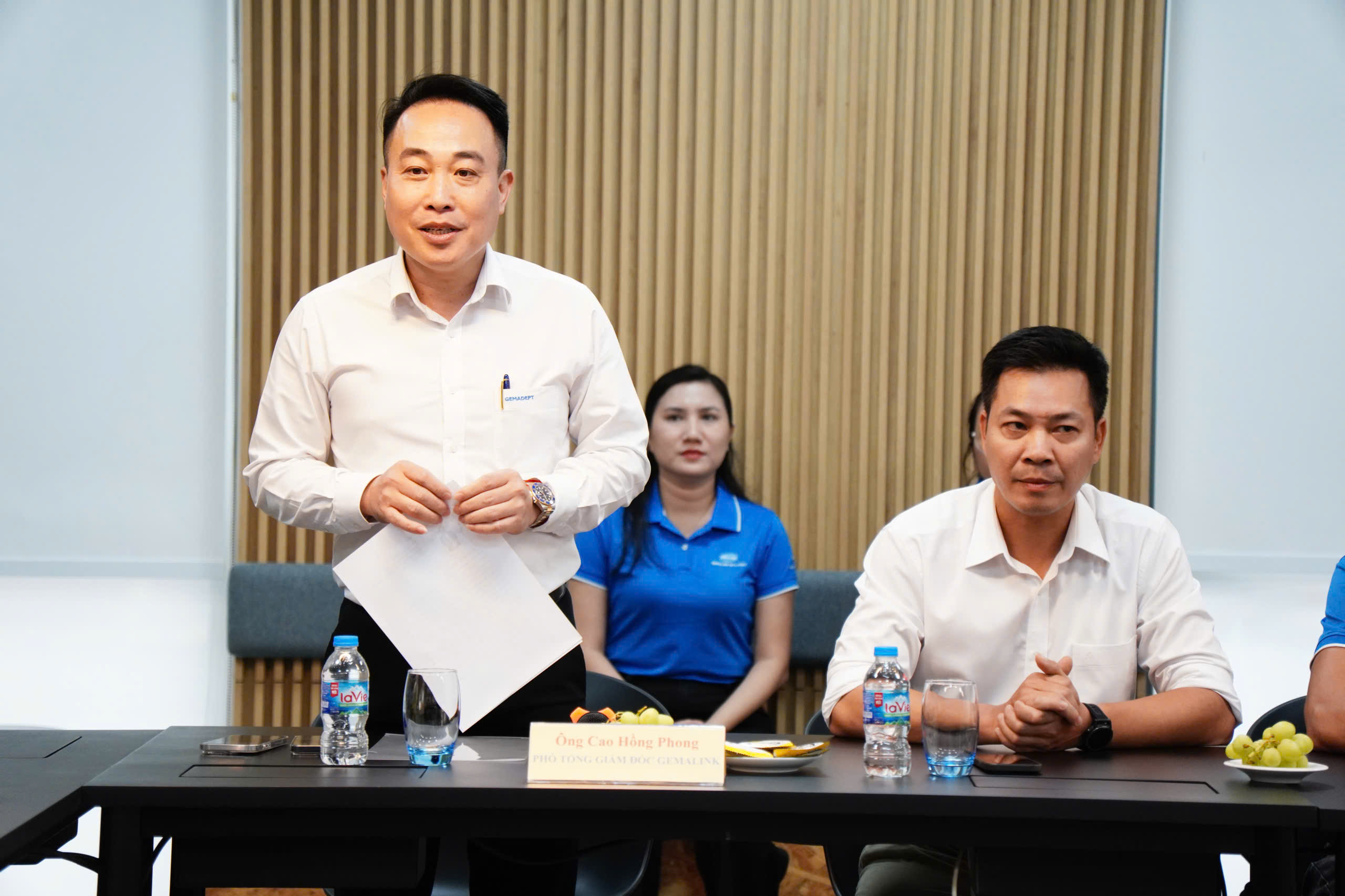 Lãnh đạo UBND TP.HCM thăm, chúc Tết Vinamilk, CJ Foods Việt Nam, cảng quốc tế Gemalink  - Ảnh 6.