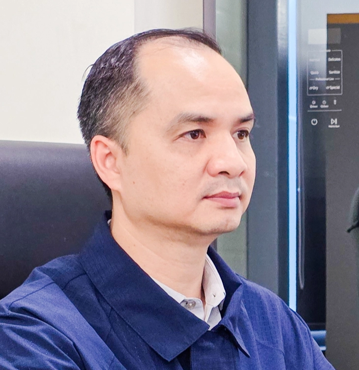 Lanh dao nguoi Viet tai khong gian sang tao Samsung