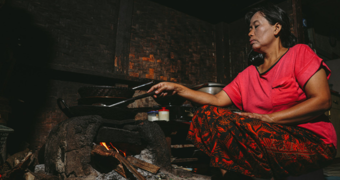 Bếp nấu truyền thống tại vùng nông thôn Myanmar. Ảnh: UNFCCC