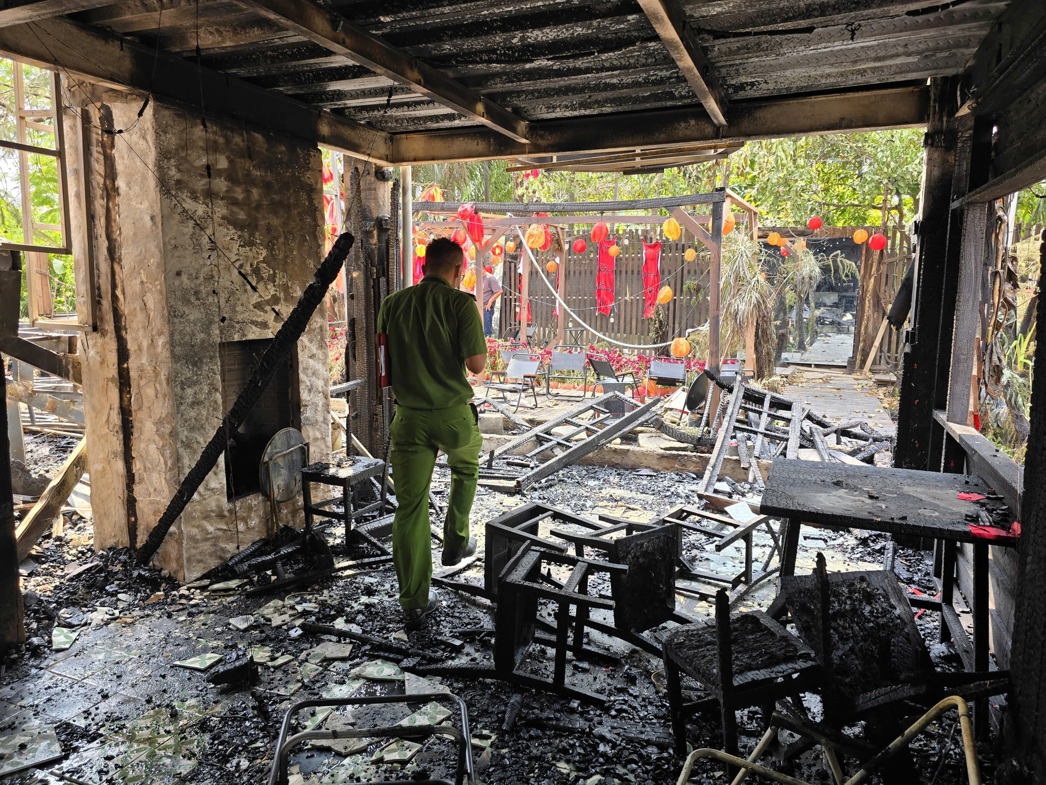 Liên tiếp cháy cơ sở kinh doanh, Công an TP.HCM cảnh báo khẩn sau tết- Ảnh 7.