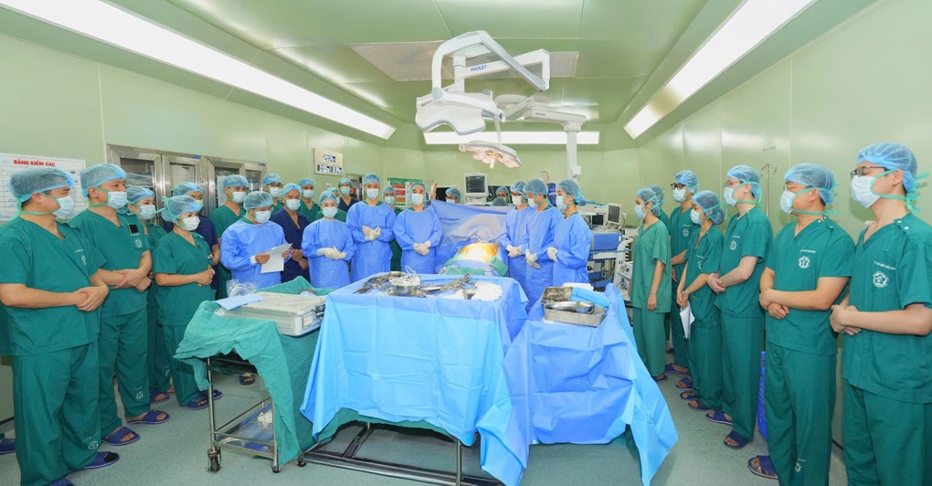 Lời từ biệt nghẹn ngào của người mẹ trước ca hiến tạng cứu 8 cuộc đời - 1