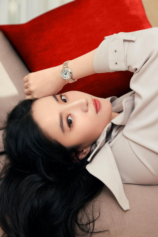 Lưu Diệc Phi khiến đỉnh sức BVLGARI tàng hình- Ảnh 6.