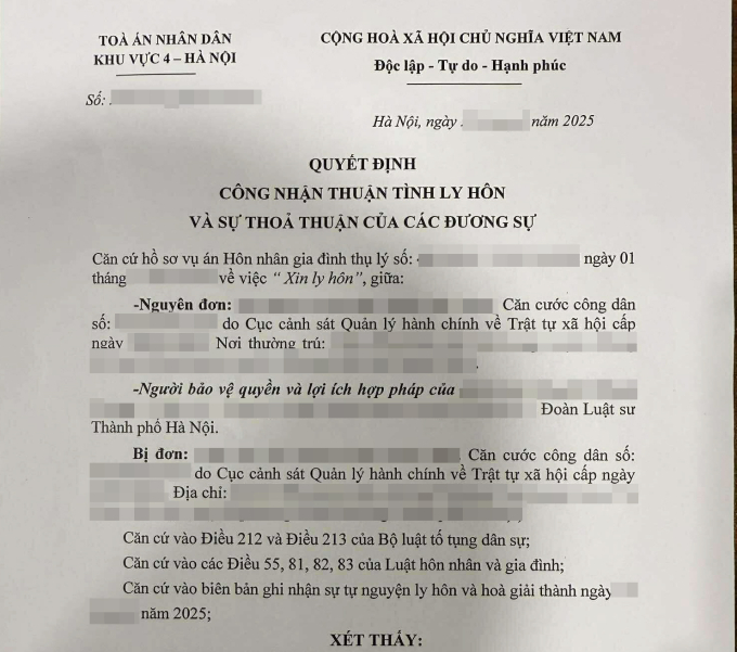Một quyết định công nhận thuận tình ly hôn. Ảnh: Linh Đan
