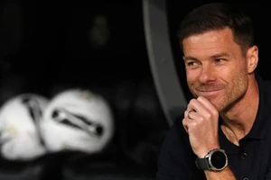 Những ứng viên hàng đầu dẫn dắt MU: Gọi tên Xabi và Xavi