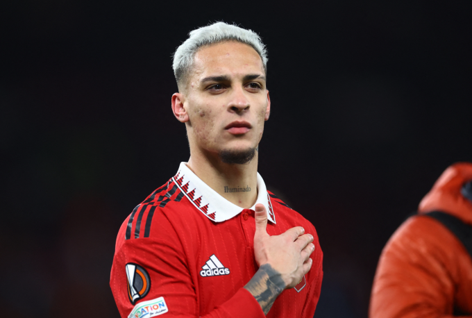 Antony, được tuyển mộ với giá hơn 100 triệu USD, trong trận Man Utd gặp Barca trên sân Old Trafford, Manchester, Anh ngày 23/2/2023. Ảnh: Reuters